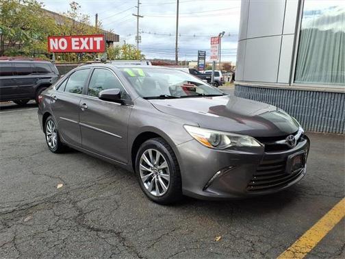 2017 Toyota Camry XSE