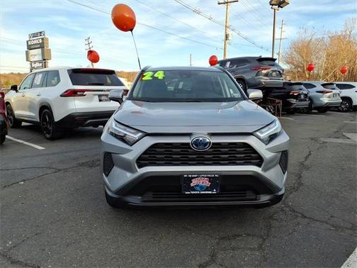 2024 Toyota RAV4 Hybrid XLE