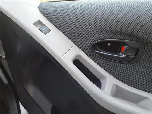 2011 Toyota Yaris Base