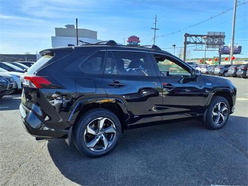 2022 Toyota RAV4 Prime SE