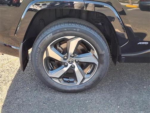 2022 Toyota RAV4 Prime SE
