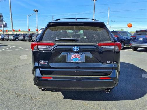 2022 Toyota RAV4 Prime SE