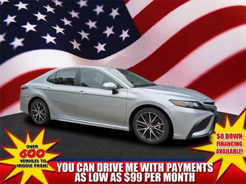 2022 Toyota Camry SE