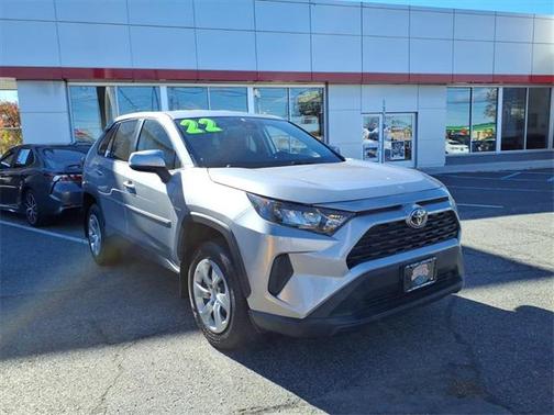 2022 Toyota RAV4 LE