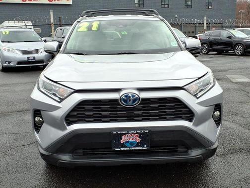 2021 Toyota RAV4 Hybrid XLE