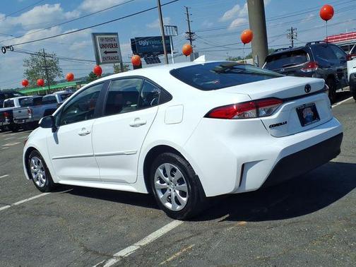 Ice Cap 2023 Toyota Corolla LE
