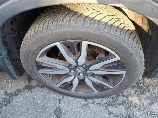 2022 Honda Pilot Touring 8-Passenger