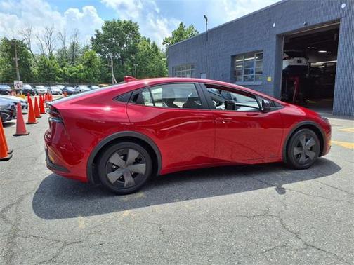 2024 Toyota Prius LE
