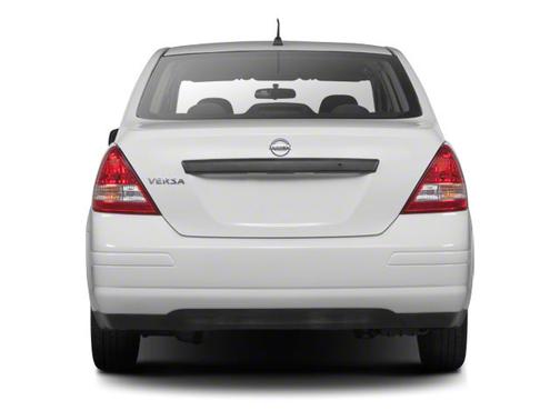 Fresh Powder 2010 Nissan Versa 1.8 S