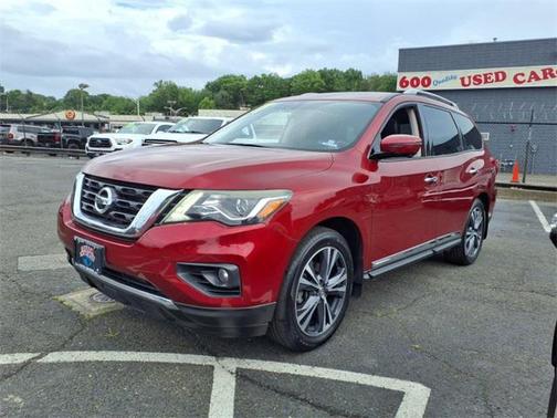2017 Nissan Pathfinder Platinum