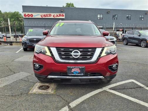 2017 Nissan Pathfinder Platinum