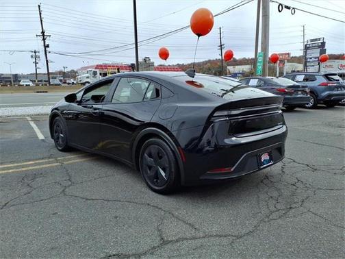 2025 Toyota Prius Plug-In Hybrid SE