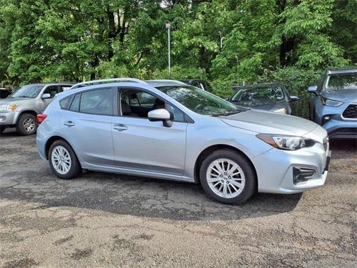 2017 Subaru Impreza 2.0i Premium