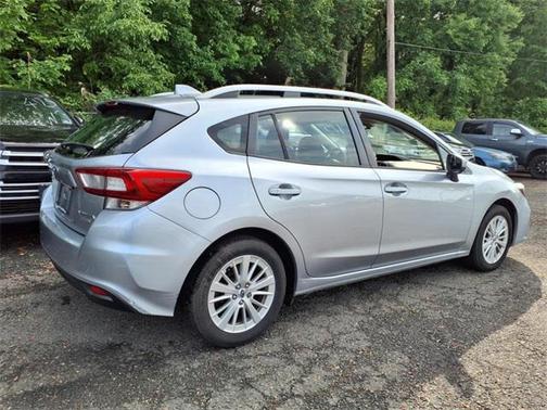 2017 Subaru Impreza 2.0i Premium