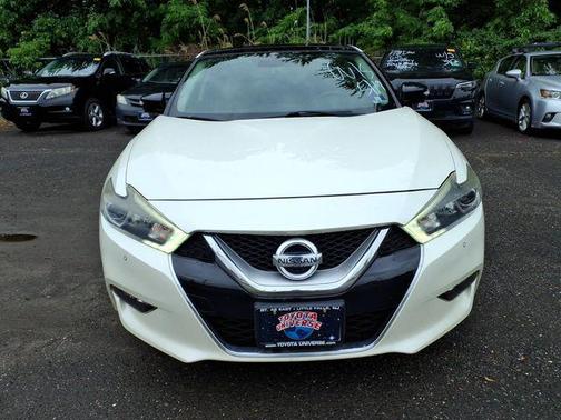 Pearl White 2017 Nissan Maxima 3.5 Platinum
