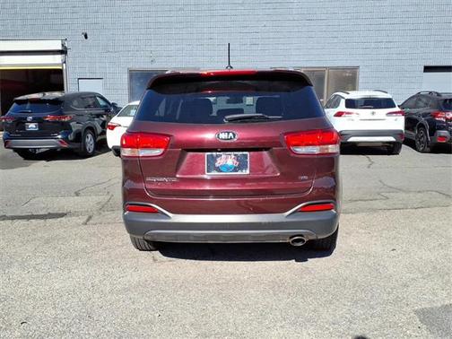 2017 Kia Sorento LX