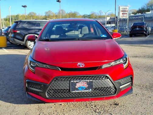 Barcelona Red Metallic 2021 Toyota Corolla SE