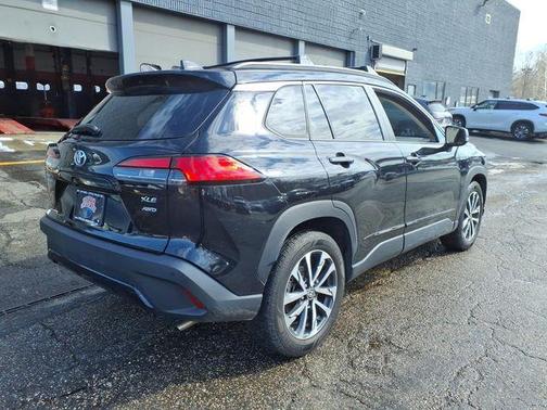 2023 Toyota Corolla Cross XLE