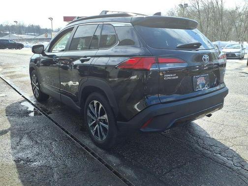 2023 Toyota Corolla Cross XLE