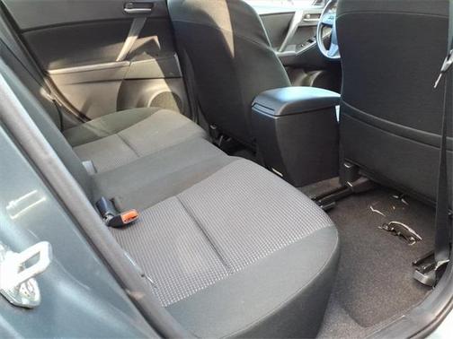 2013 Mazda Mazda3 i SV