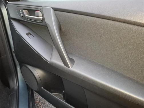 2013 Mazda Mazda3 i SV