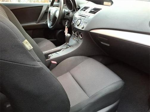 2013 Mazda Mazda3 i SV