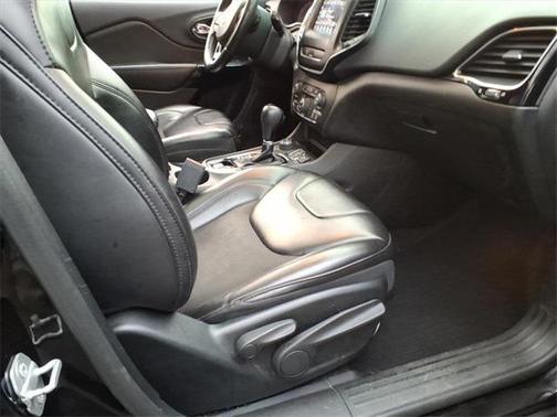 2019 Jeep Cherokee Altitude