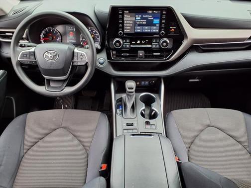2022 Toyota Highlander L