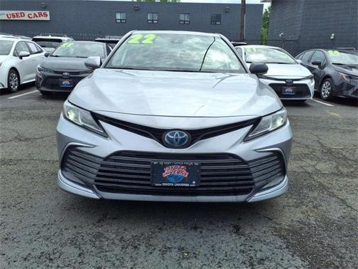 2022 Toyota Camry LE