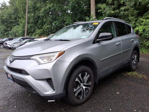 Silver Sky Metallic 2016 Toyota RAV4 LE