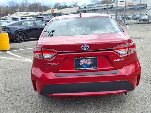 2020 Toyota Corolla Hybrid LE