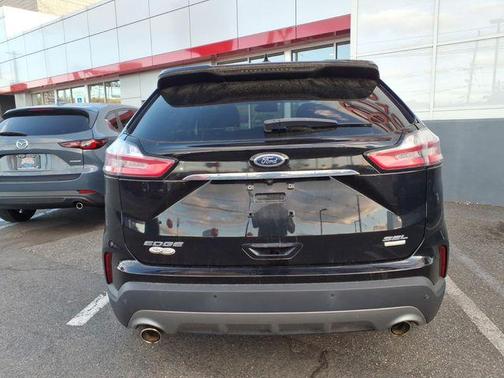 Black Metallic 2019 Ford Edge SEL
