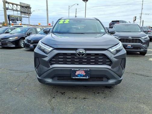 2022 Toyota RAV4 XLE