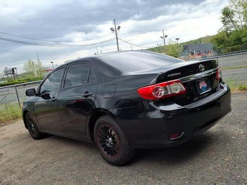 Black Sand Pearl 2011 Toyota Corolla LE