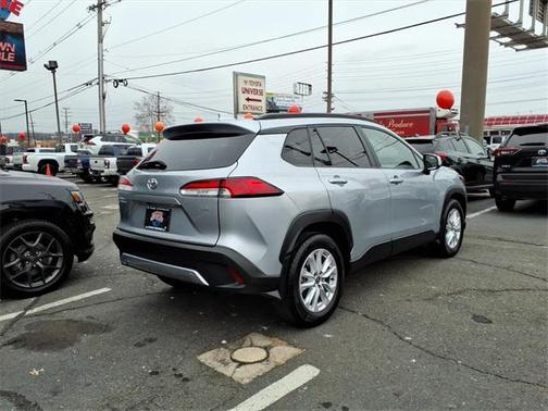 2023 Toyota Corolla Cross LE