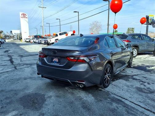 2024 Toyota Camry SE