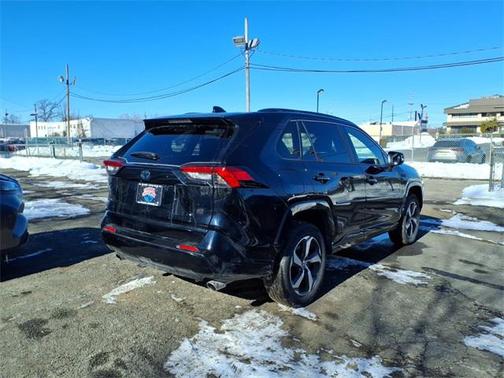2022 Toyota RAV4 Prime SE