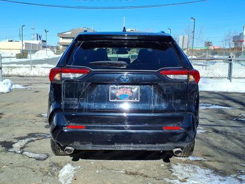 2022 Toyota RAV4 Prime SE