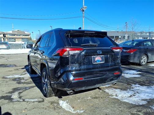 2022 Toyota RAV4 Prime SE