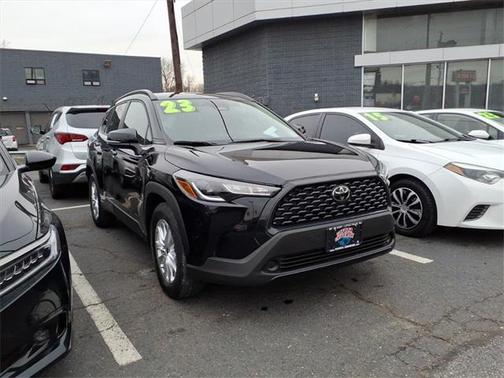 2023 Toyota Corolla Cross LE