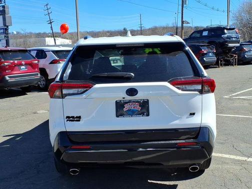 2024 Toyota RAV4 Prime SE