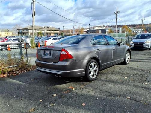 2012 Ford Fusion SE