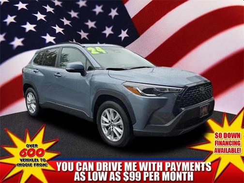 2024 Toyota Corolla Cross LE