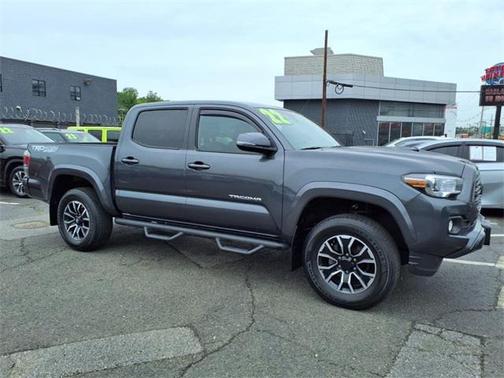 2022 Toyota Tacoma SR5