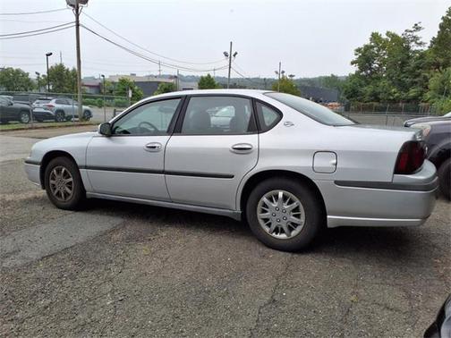2004 Chevrolet Impala Base
