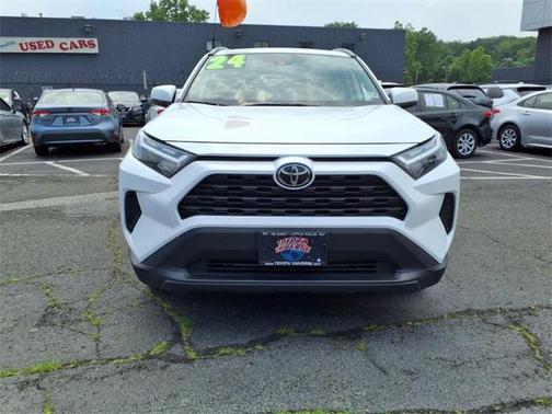 2024 Toyota RAV4 XLE