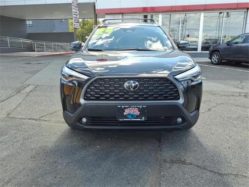 2024 Toyota Corolla Cross XLE
