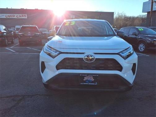 2023 Toyota RAV4 LE