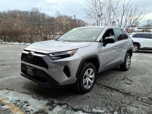 2023 Toyota RAV4 LE