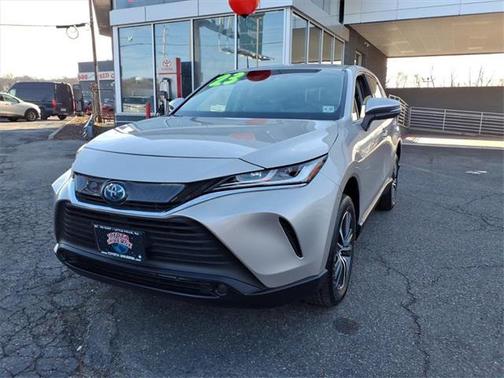 2023 Toyota Venza LE